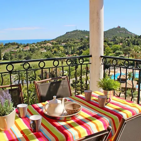 Apartment Deux Pieces Vue Mer Cap Esterel Esterelvacances Saint-Raphael (Var)